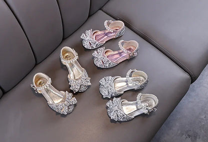 Luxury New Children Causal Dance Sandals Girls Rhinestone Flat Sandals Non-slip Fashion Kids Sequins Princess Performance Shoes