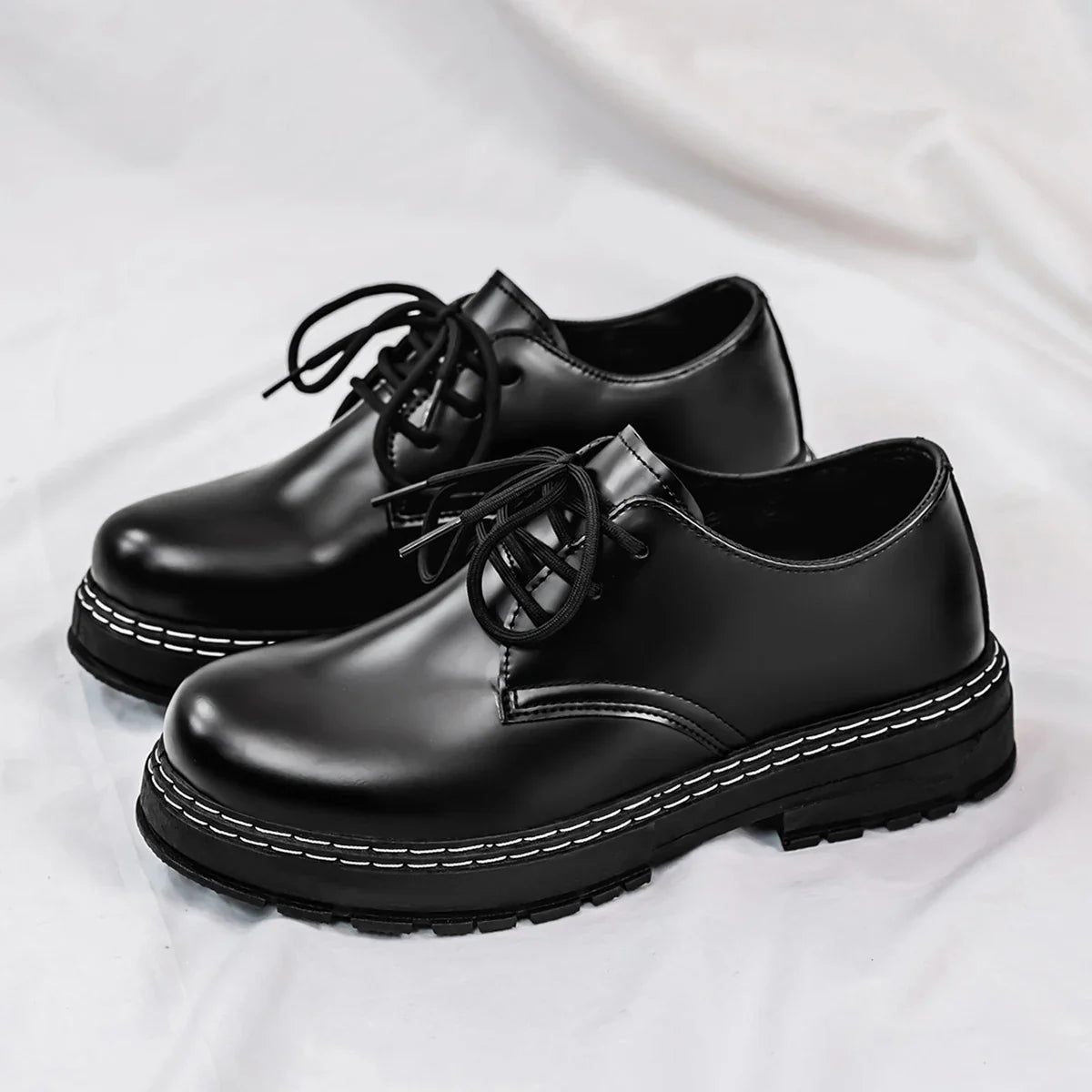 2025 new men's formal leather shoes, black shiny leather