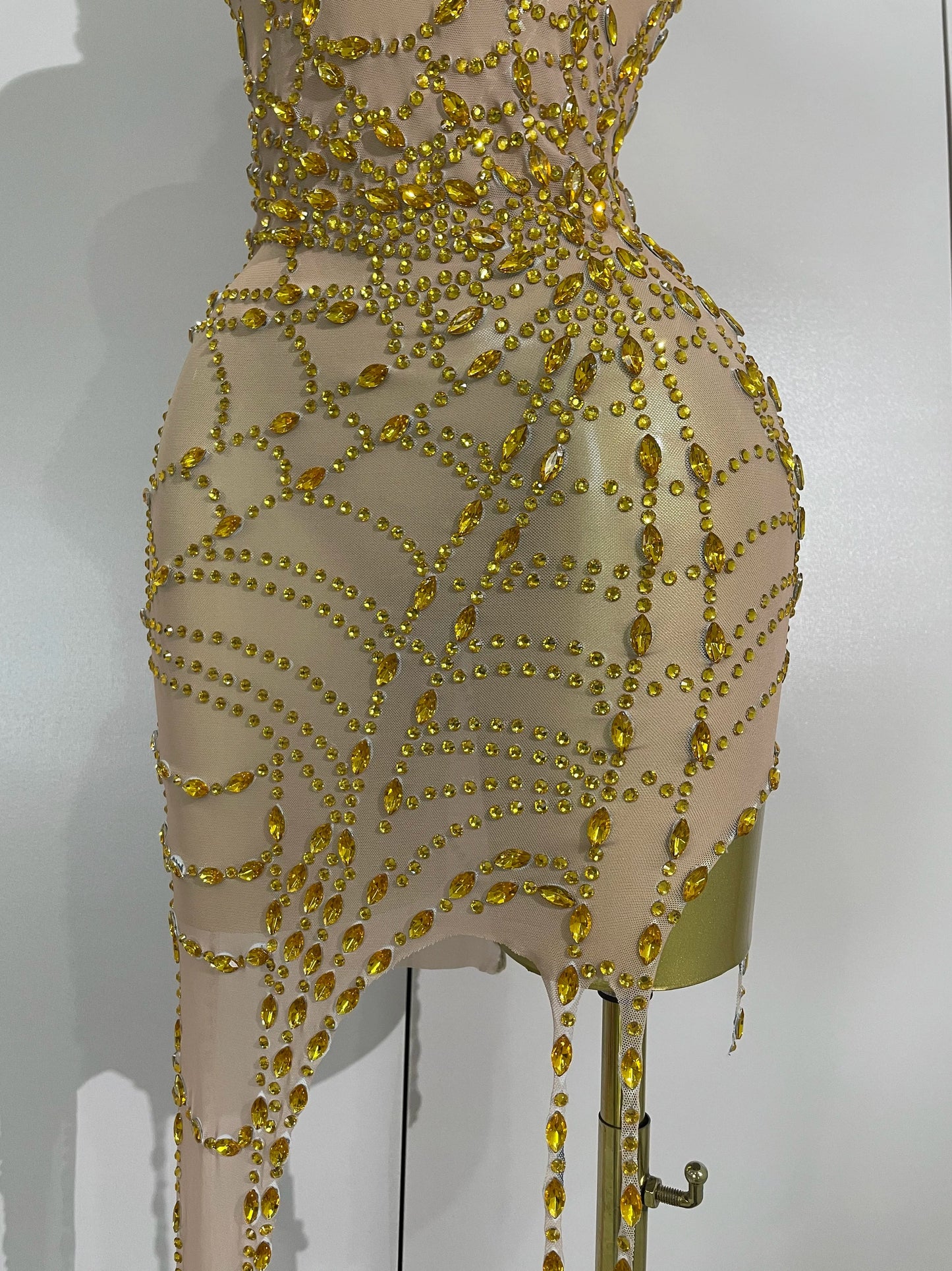 Sparkly Diamond Sexy Mesh Asymmetric Bodycon Mini Dress Women Nightclub Bar Party Show Gogo Dancer Clothing Stage Costume