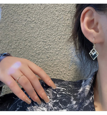 2024 Trending Black Rhinestone Statement Earrings for Women  Korean Gold Color Buckle Pendants Hanging Designer Earrings Jewelry