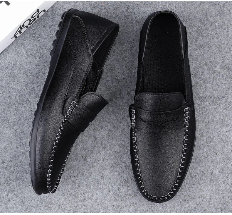Men's plus size slip on casual shoes Four seasons new soft sole outdoor driving shoes white shoes youth Joker fashion tide shoes