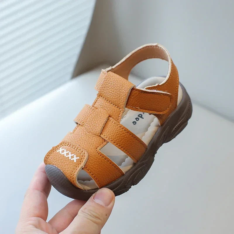 Baby Boys Summer Sandals Kids Beach Shoes Classic Fashion Hollow Toe-capped Anti-kick Toddlers Kindergarten Sandals Breathable