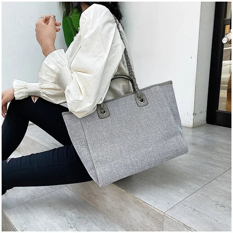 Fashion Make Up Designer Big Women's 2025 New Korean Fashion Casual Large Capacity Shoulder Crossbody Chain Tote Bag