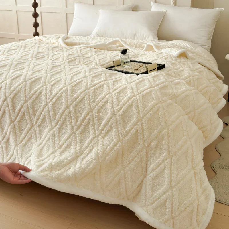 Soft Warm Lamb Fleece Blanket for Bed Sofa Winter Fall and Winter Cozy Flannel Cover for Office Nap Air Conditioning