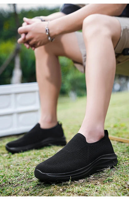 Men's Vulcanized Shoes Fashion Breathable Outdoor Mesh Casual Sneakers Lightweight Comfortable Men Tenis Masculino Walking Shoes