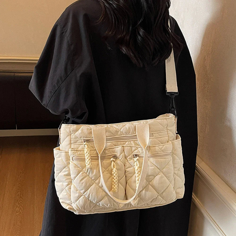 Women's Shoulder Bag, Large-Capacity Casual Multifunctional Commuter Handbag, Versatile Diamond Quilted Design Crossbody Bag