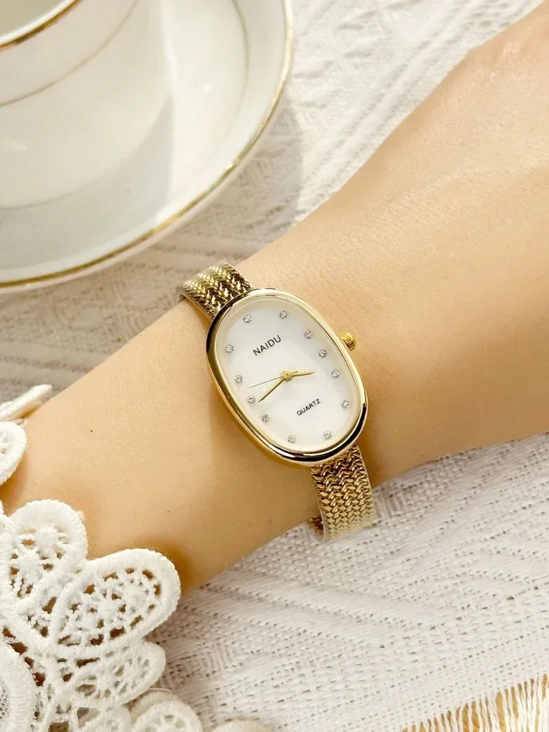 Luxury Oval Dial Rhinestone Watch New Brand Quartz Watch for Women Adjustable Stainless Steel Strap Wristwatches Wholesale Gift