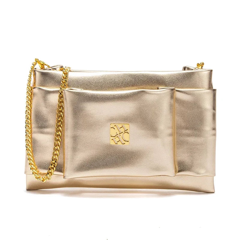 Leather Luxe Sleek Shoulder Bags Gold-Plated Logos Durable Chain Straps Merge High-End Craftsmanship with Urban Style