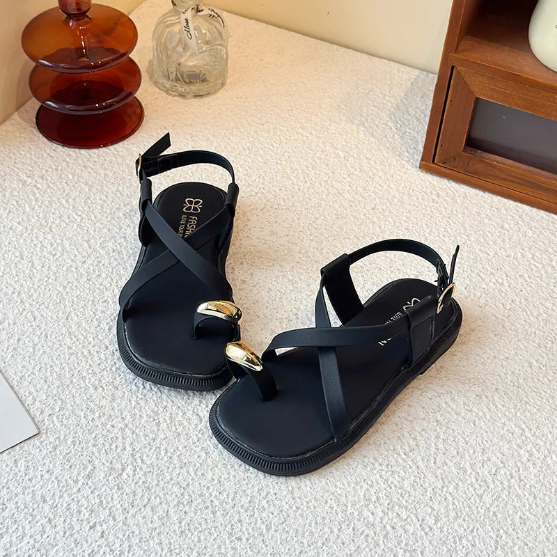 Summer New Kids Beach Sandals Clip-toe Outdoor Girls Roman Sandals School Fashion Cross-tied Children's Flat Sandals Non-slip