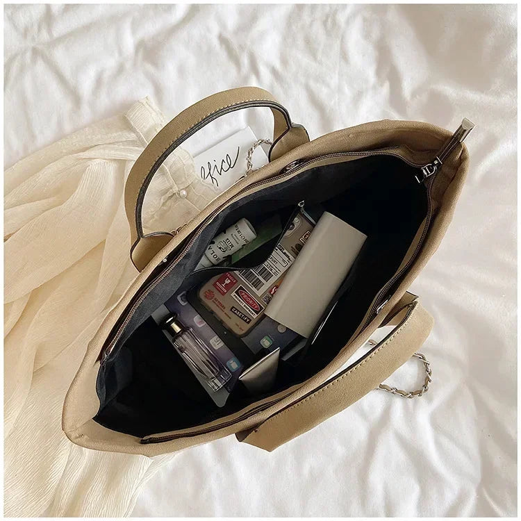 Fashion Make Up Designer Big Women's 2025 New Korean Fashion Casual Large Capacity Shoulder Crossbody Chain Tote Bag
