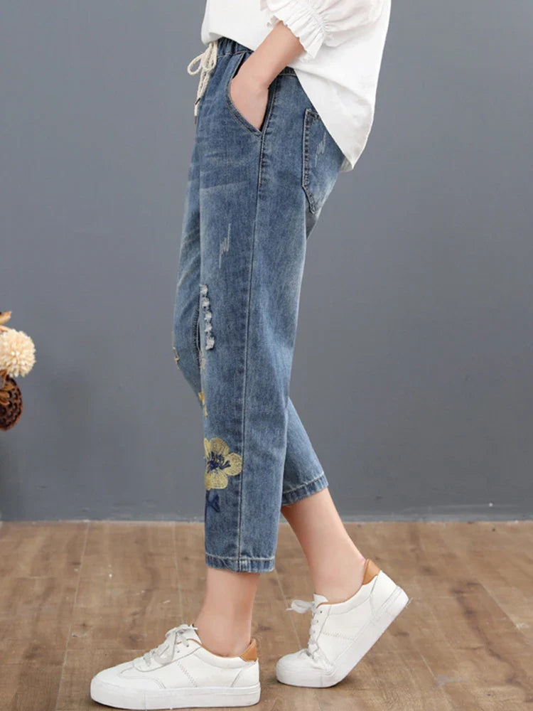 Summer Fashion Ladies Vintage Embroidery Jeans