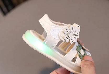 Girls Summer Fashion Light Hollow Breathable Sandals Toe Anti Kick Children Princess Shoes Toddler Toe Flower Toddler Shoes