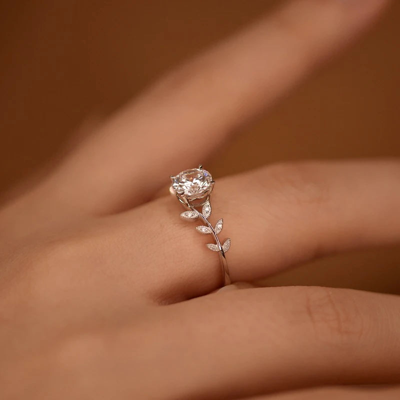 1CT Moissanite Diamond Rings Wedding Band for Women 925 Sterling Silver with Plated White Gold Bands Engagement Ring