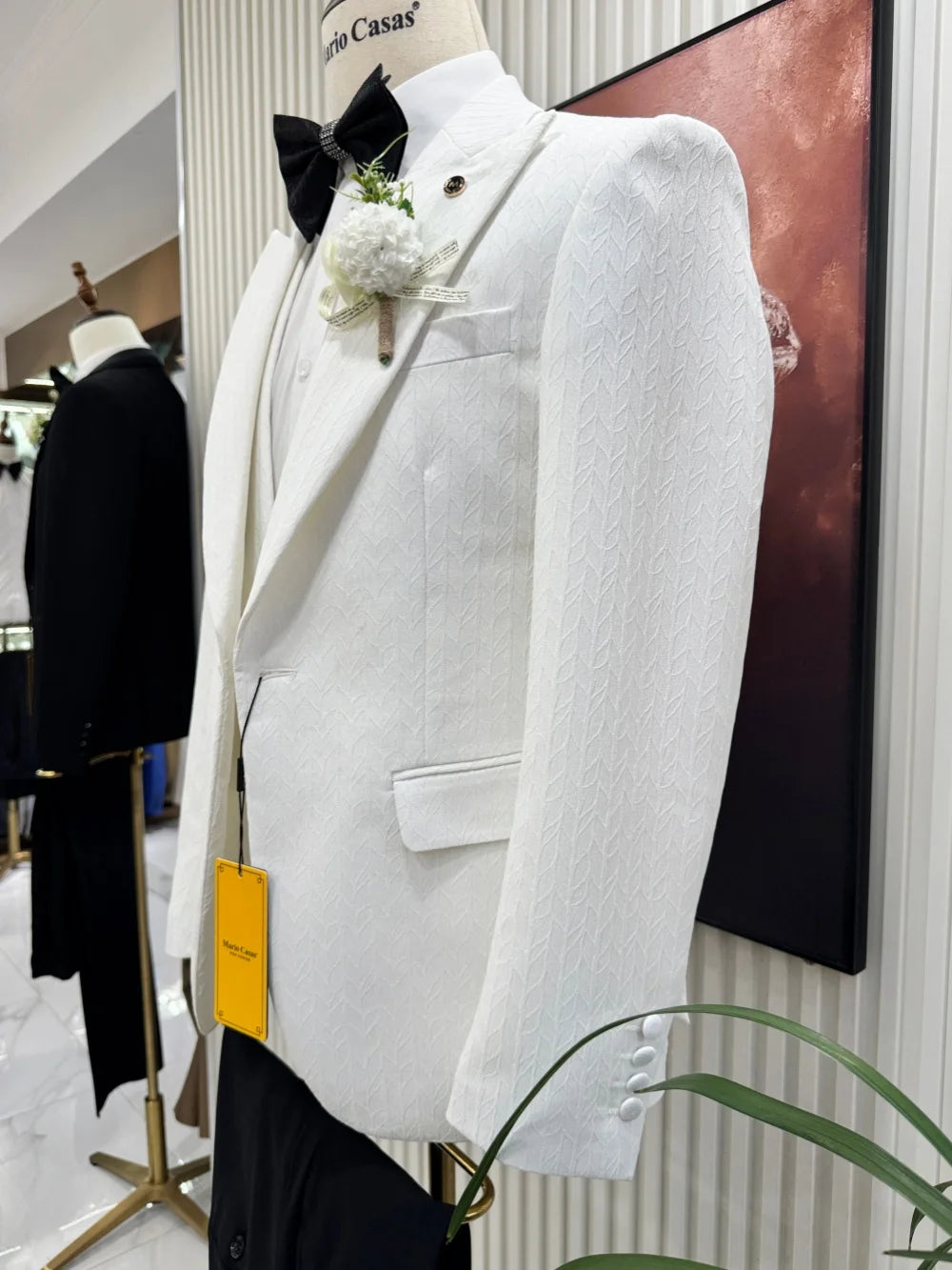 New Popular White Man Suits 3 Pieces For Formal Occasion Peak Lapel Men's Tuxedo Wedding Party Wear Jacquard Suit Set For Men