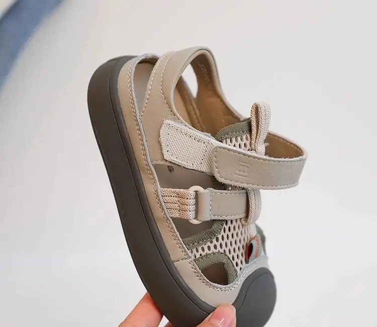 Children Sports Sandals Versatile Kids Causal Cut-outs Sandals Summer Fashion Boys Girls Patchwork Mesh Beach Shoes Black Beige