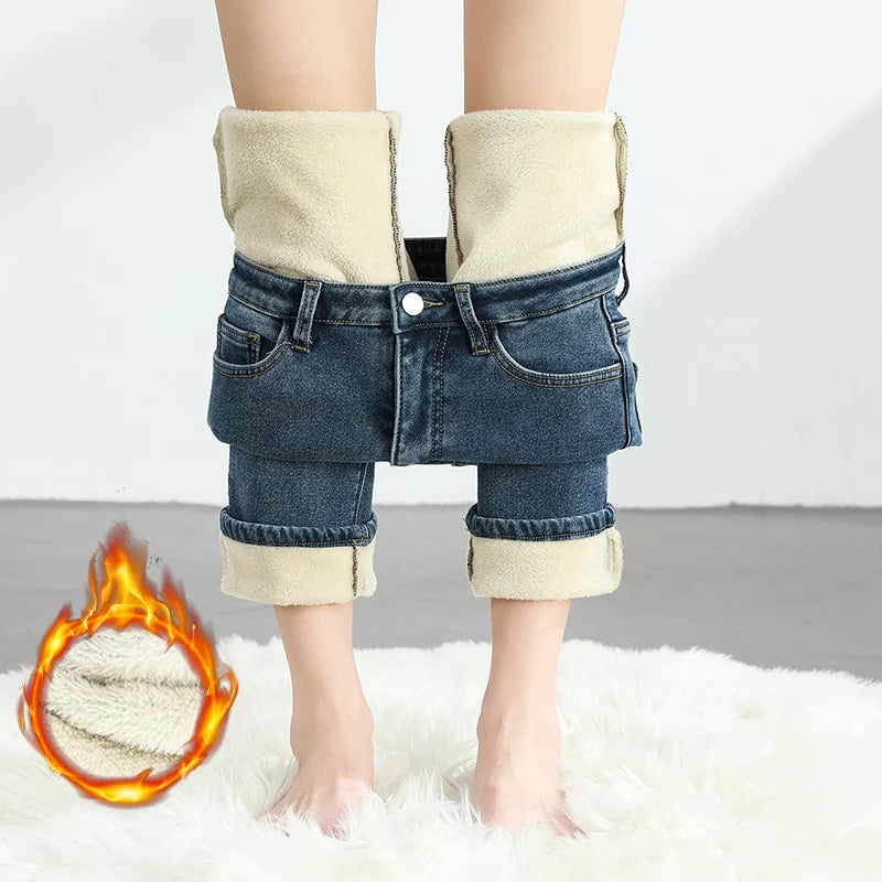 Calças Jeans Femininas de Inverno Quentes de Lã Retrô Elásticas Grossas Confortáveis Retas Modernas Coreanas Casuais de Veludo Denim