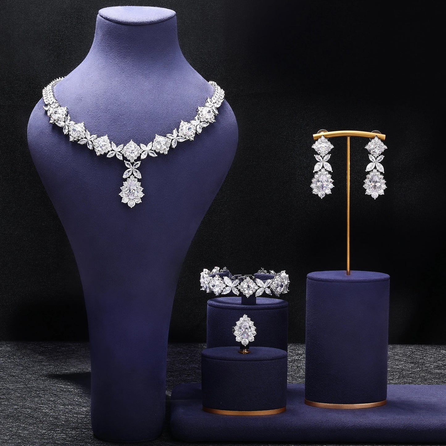 Unique Popular Jewelry 4-Piece Bridal Zirconia Women's Party Jewelry Set Dubai Nigeria CZ Crystal Wedding Jewelry Set