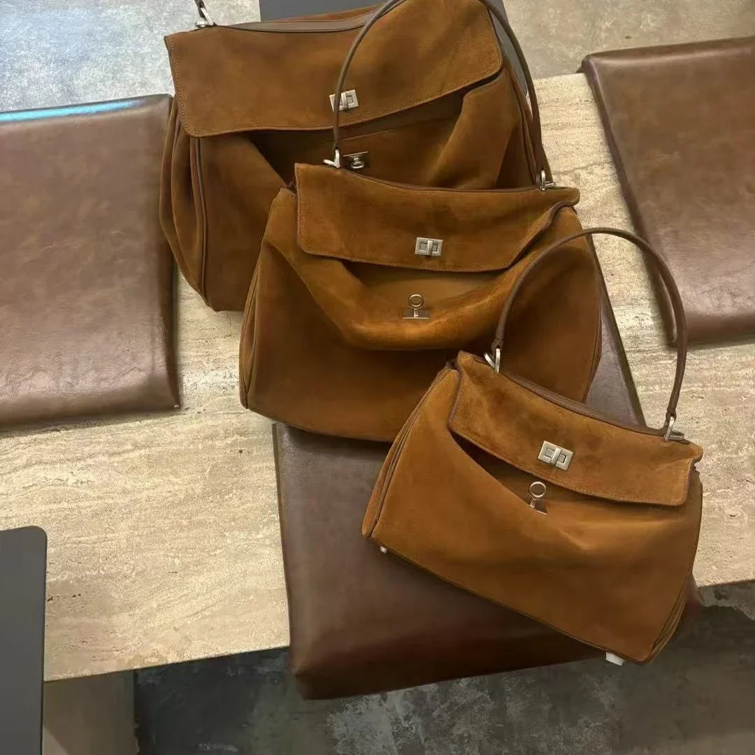 Suede Leather Tote Bag for Women Large Capacity Cowhide Shoulder Bag Designer Lock Satchel Chic Soft Nubuck Crossbody Purse