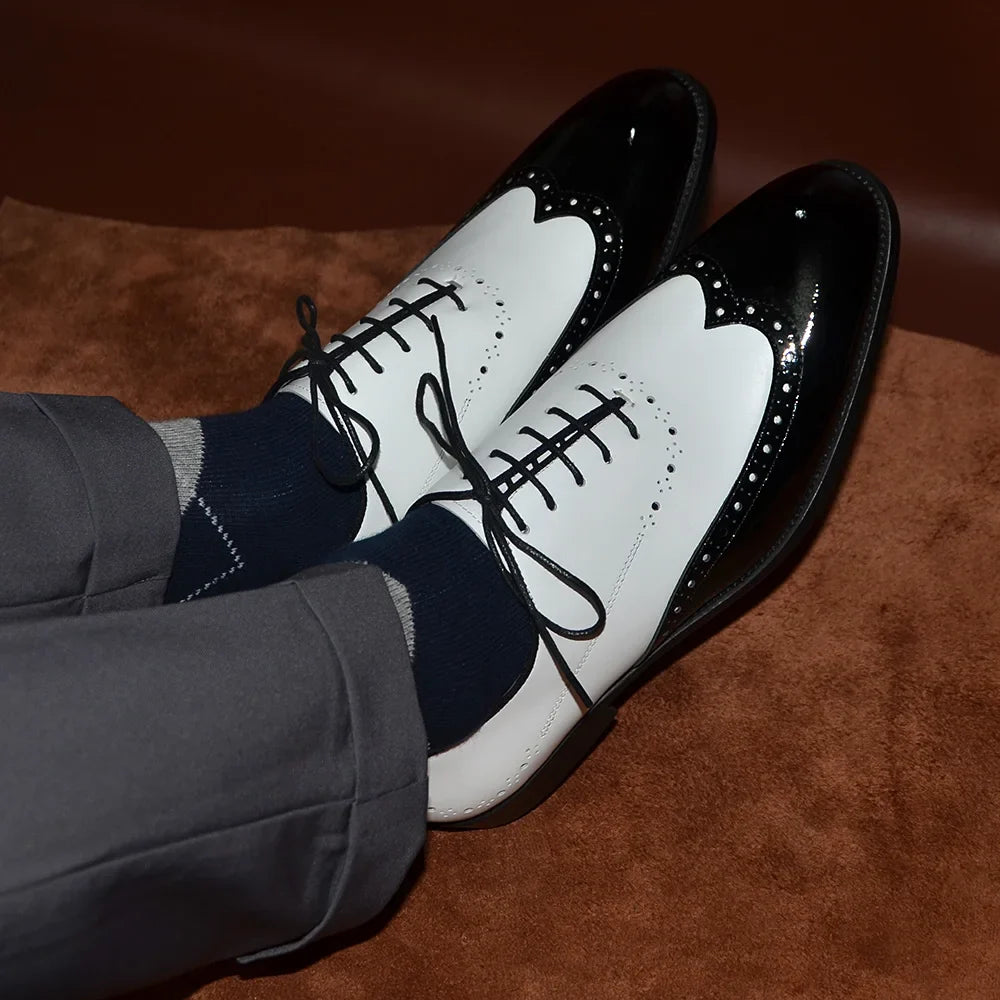 Formal Oxfords Shoes for Men White Black Real Cow Patent Leather Business Lace-up Wingtip Toe Brogue Wedding Mens Dress Shoes
