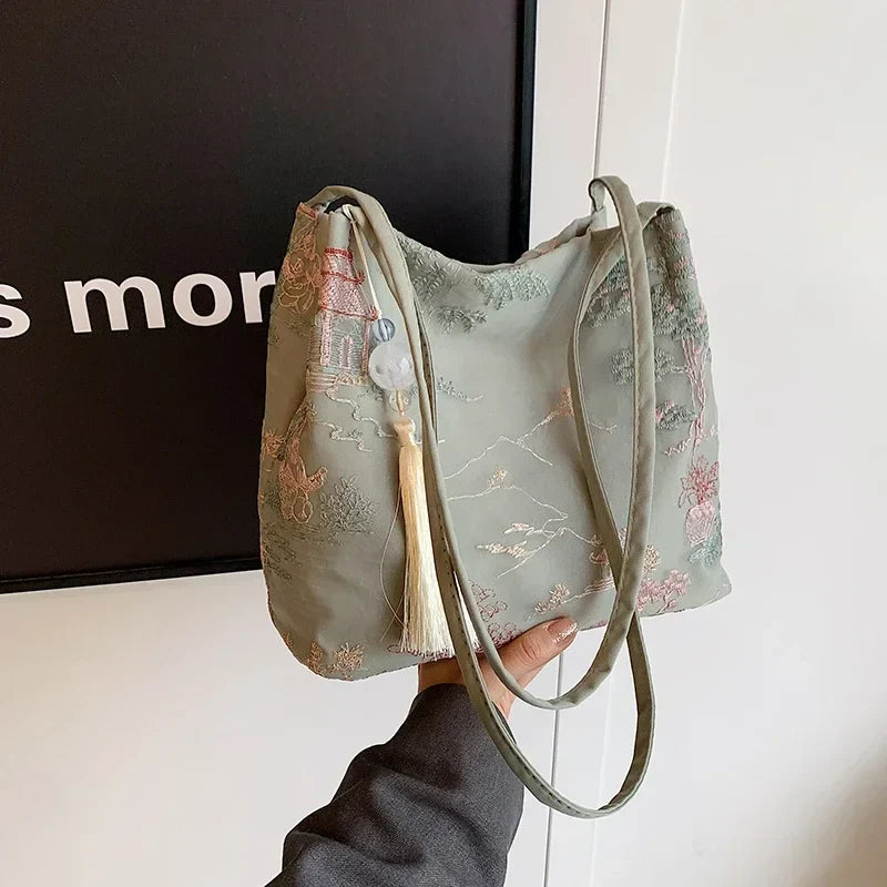 Hot Selling Chinese Style Embroidered Fashionable Women's Shoulder Bag 2026 Summer New Trend Large Capacity Handbag