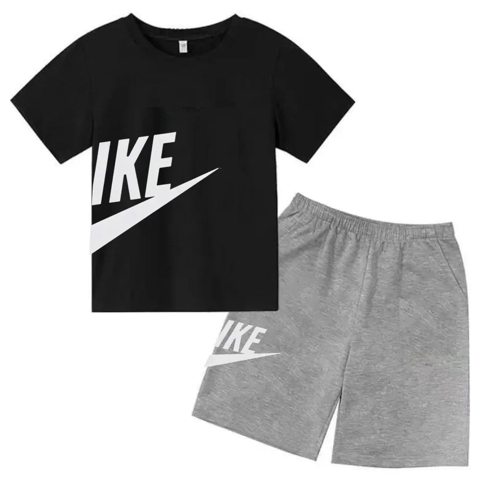 Fashion Sport 2Pcs Outfit, Printed Short Sleeve Tee and Shorts, Comfortable Summer Tracksuit for Boys Girls