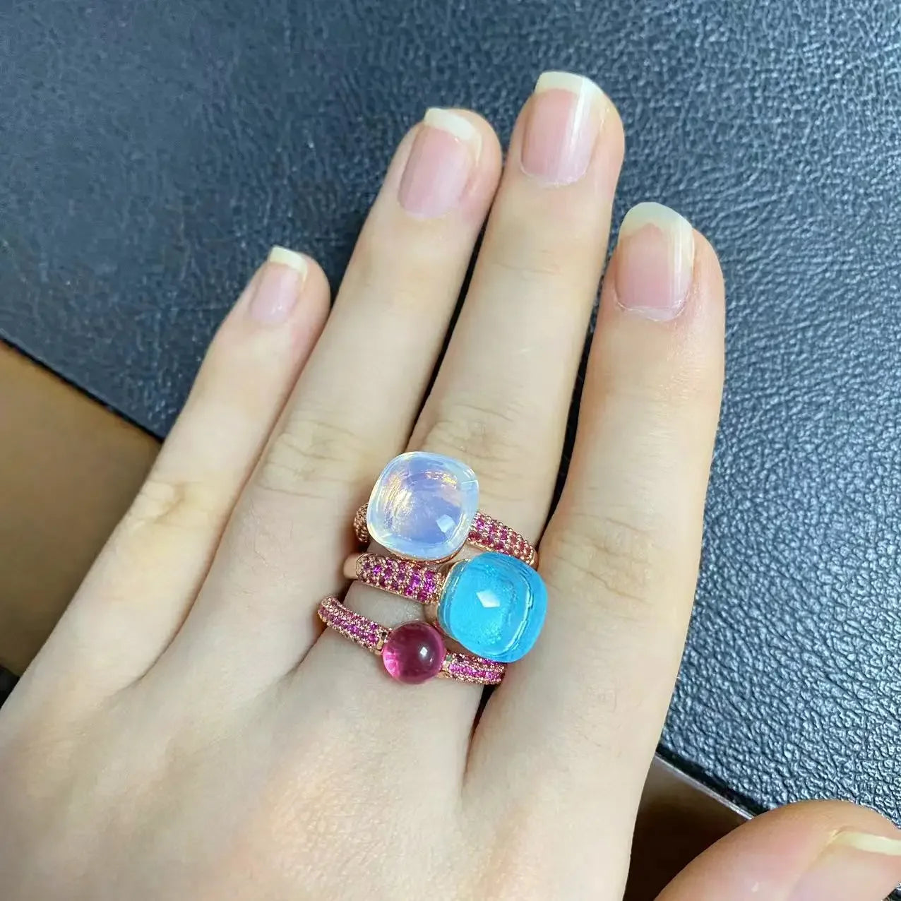 Conjunto de 3 anéis empilháveis ​​Nudo para mulheres, conjunto com cores mistas, cristais tipo bala incrustados, zircônia, ametista, topázio azul, joia redonda, presente