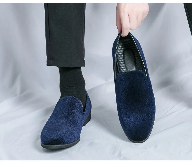 New British style men's hair stylist pattern suede lazy man slip-on bean loafers 46 plus-size pointed leather shoes