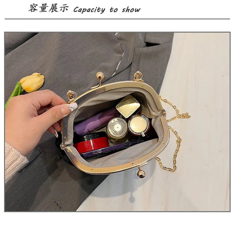 Velvet Frame Heart Dinner Hand Bags Diamonds Chains High Quality Shoulder and Crossbody Bags for Women 2024 Fashion Hot Sale