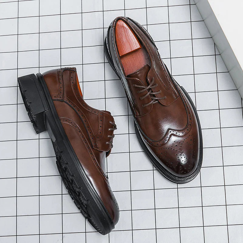 Brown Handmade Leather Men 2026 Oxford Shoes Black Leather Man Formal Classic Brogue Business Shoes Chaussure Homme