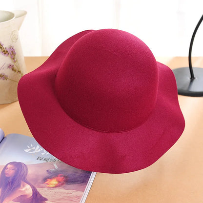 Hat Women's Autumn Wave Curled English Retro Versatile Fisherman Hat Fashion Hepburn Style Woolen Top Hat
