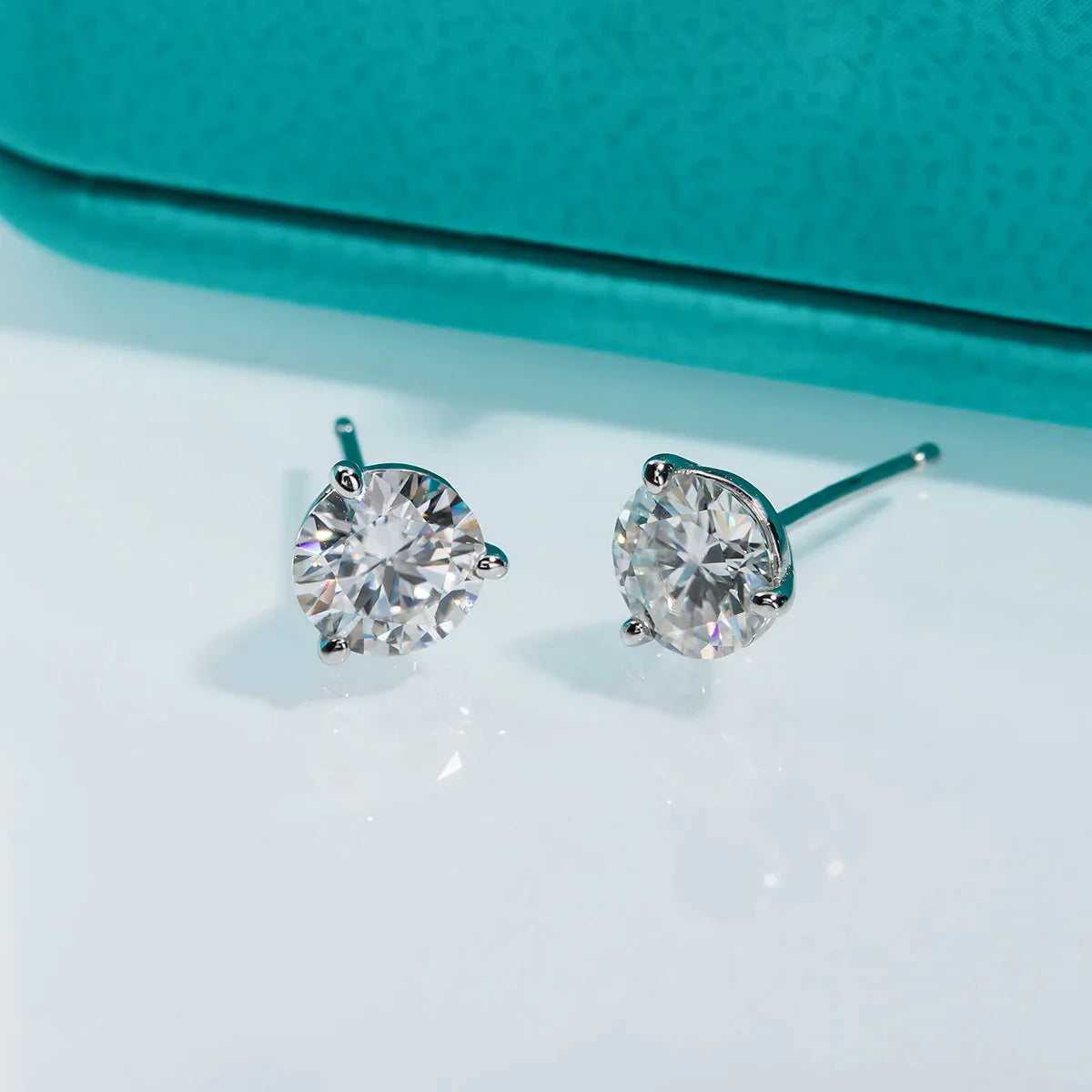 2cttw D Color Moissanite Diamond Stud Earrings  925 Sterling Silver Classic Earrings Jewelry Wholesale