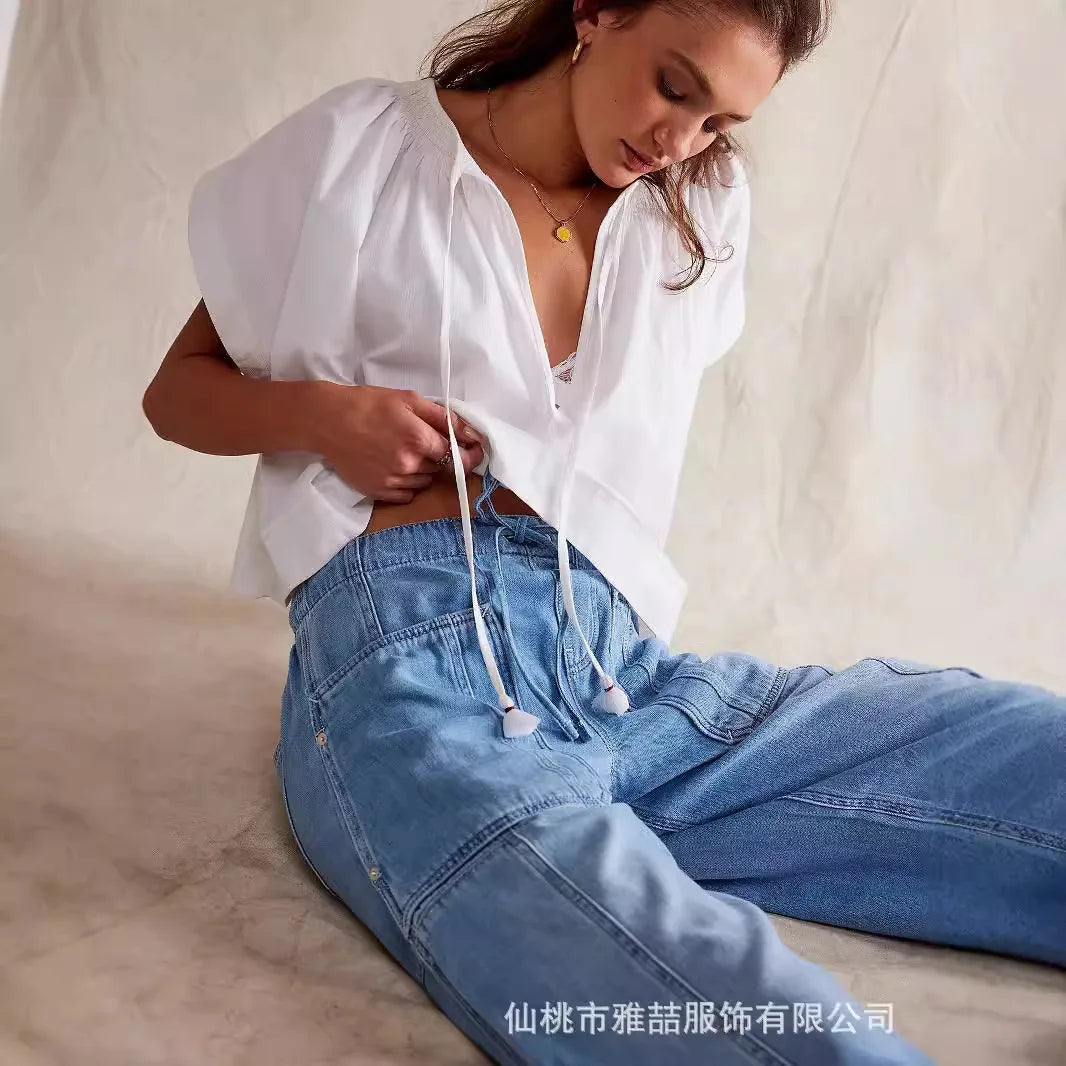 Calça Jeans Casual de Cintura Baixa Perna Reta Folgada com Cadarço e Barra Afunilada