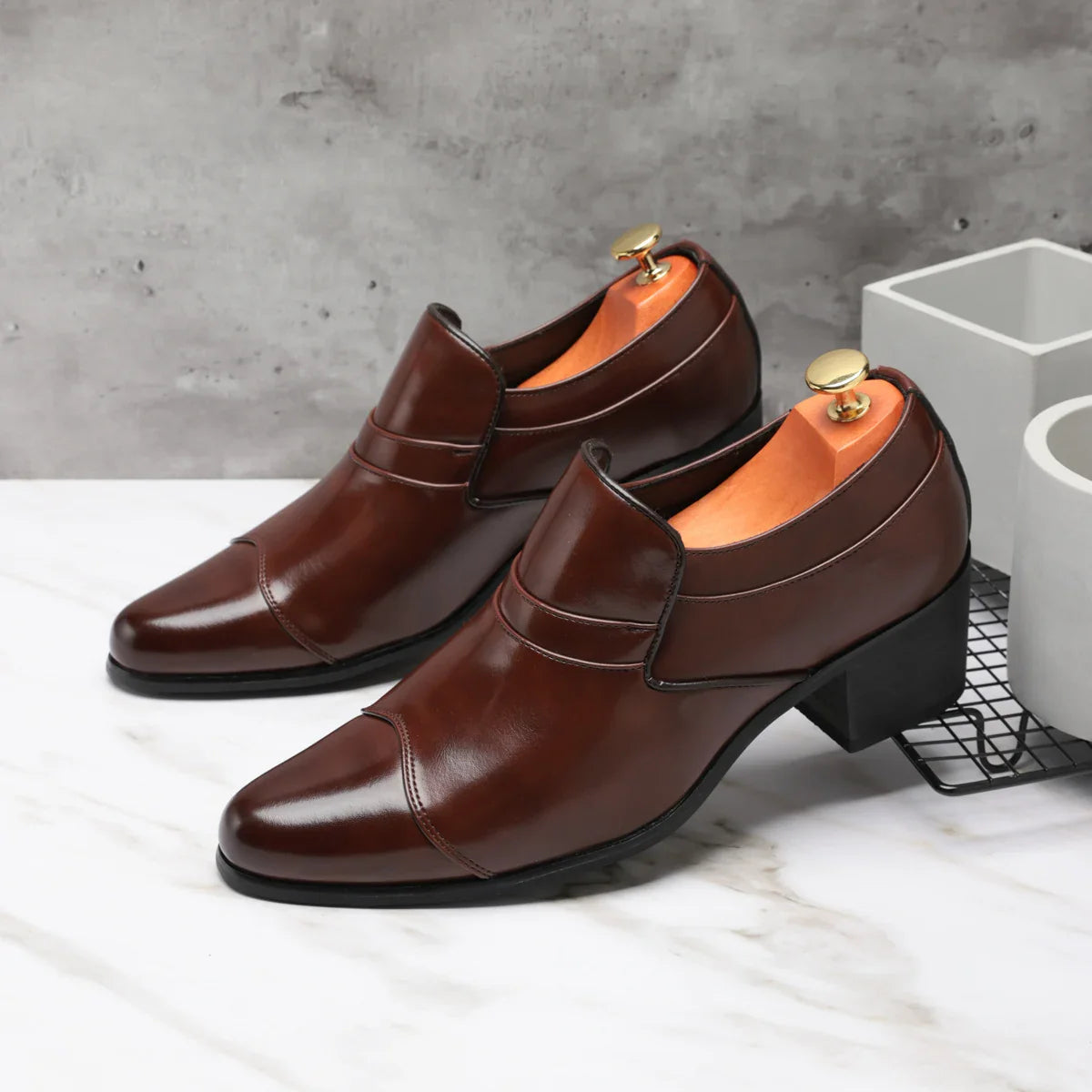 Premium leather men shoes slip on loafers European brand business casual wedding party plaid design height increasing