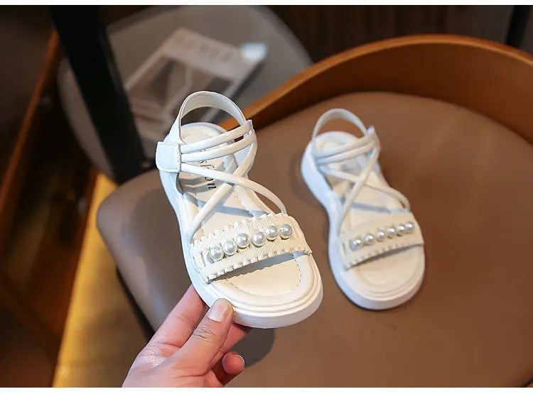 Girls' sandals 2026 Summer new little girl fashion Big Children's Beach Shoes Children's sandals Pearl Princess shoes for kids