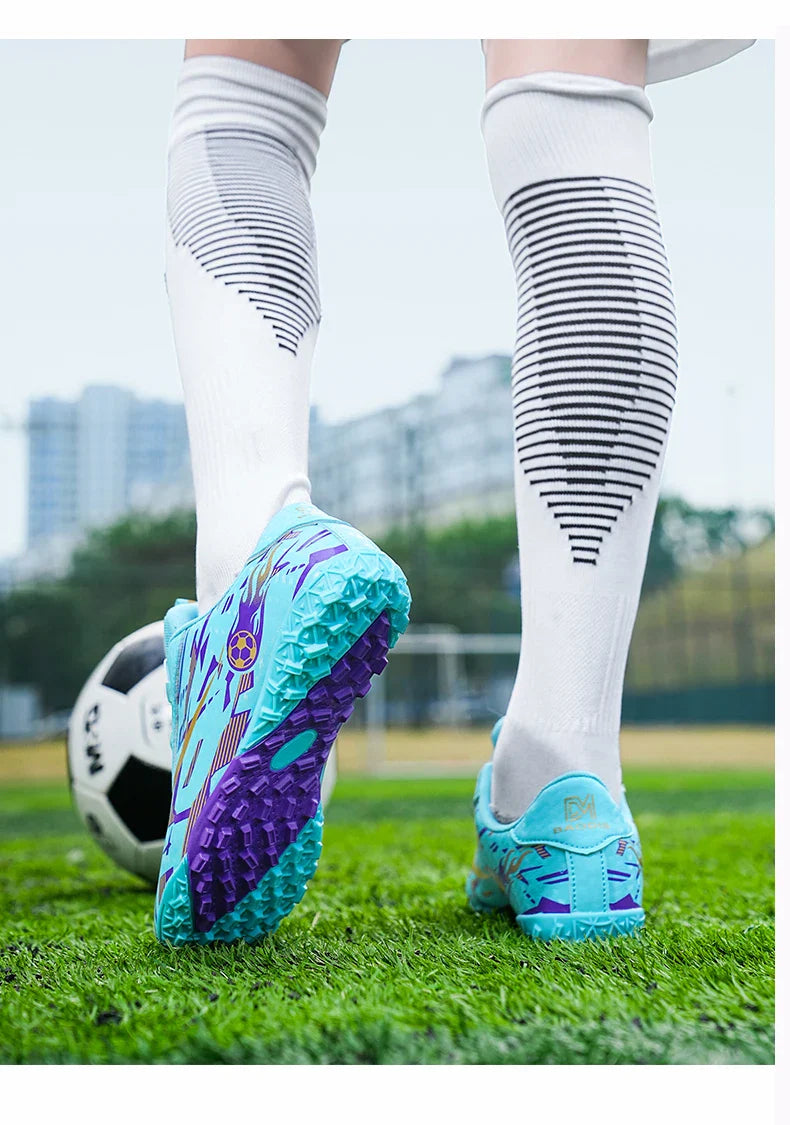 New Men Kids Soccer Shoes Football Boots Ultralight Match Grass Boys Professional Cleats Non-Slip Training Shoes Drop Shipping
