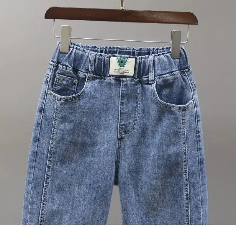 Calça Jeans Feminina de Cintura Alta com Elástico na Cintura