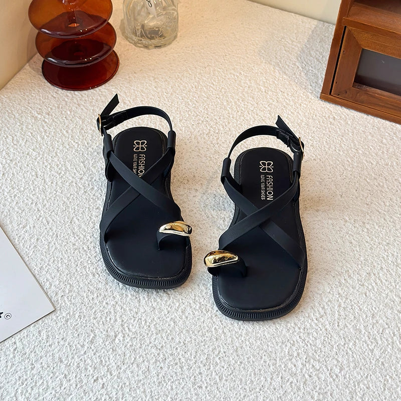 Summer New Kids Beach Sandals Clip-toe Outdoor Girls Roman Sandals School Fashion Cross-tied Children's Flat Sandals Non-slip