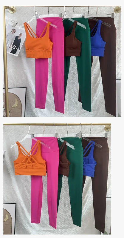 Christmas style 2-piece yoga suit Solid color gym fitness set cross back yoga top Peach butt yoga pants Pilates running suit