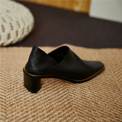 2025 Hot Sale slip-on Genuine Leather Women Pumps Square Toe Med Thick Heels Soft Upper Pumps Office Ladies Dress Shoes