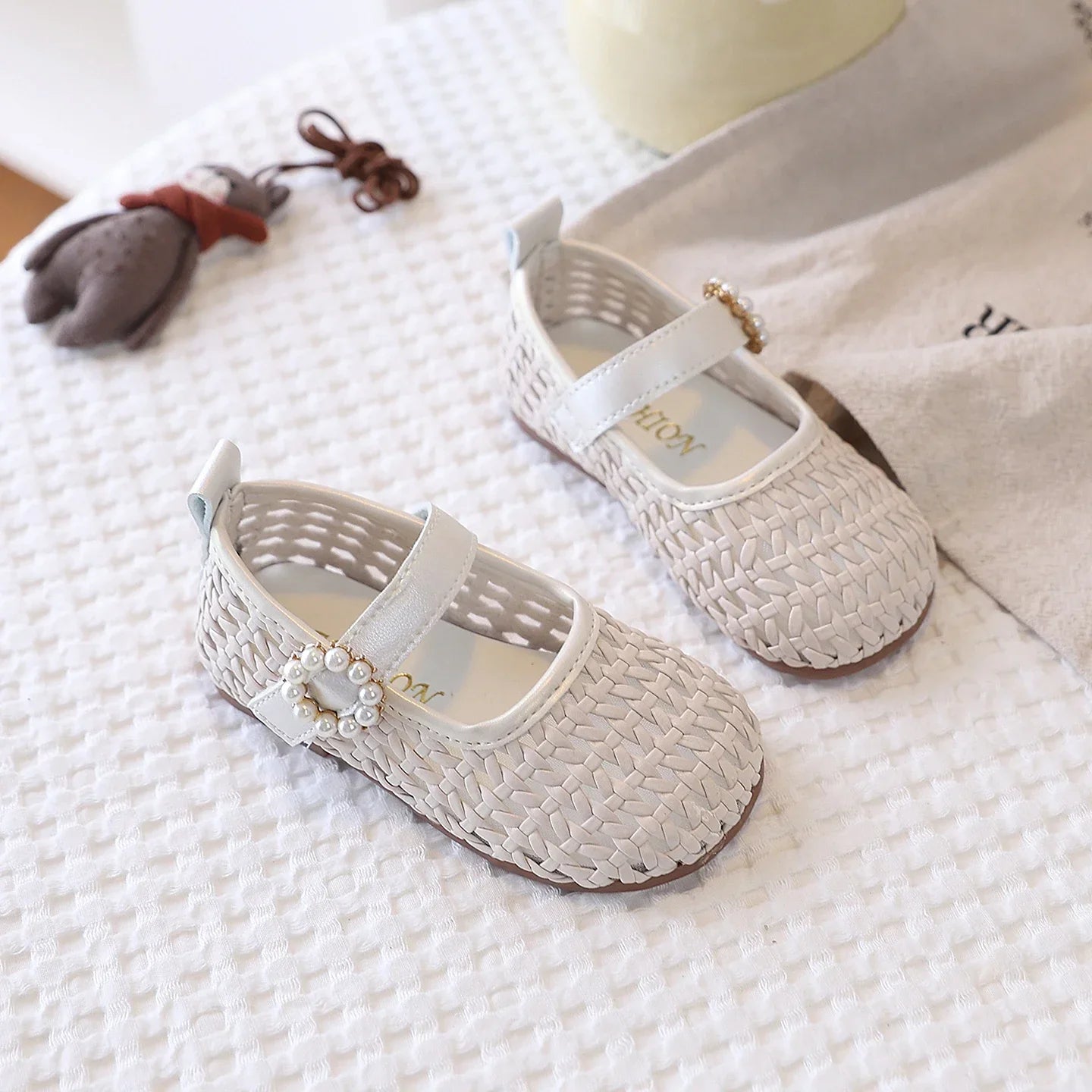 Spring Girl's Sandals Braided Pearl Hook-loop Chic Kid's Flat Shoe Solid Colors Anti-slip Casual Versatile Children Shoes 4-6Y