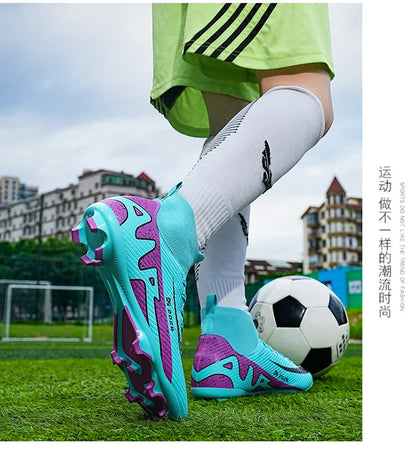 New Fashion Soccer Boots Men Professional Lightweight Sock Men's Football Shoe Outdoor Non-slip Original Football Boot Sneakers