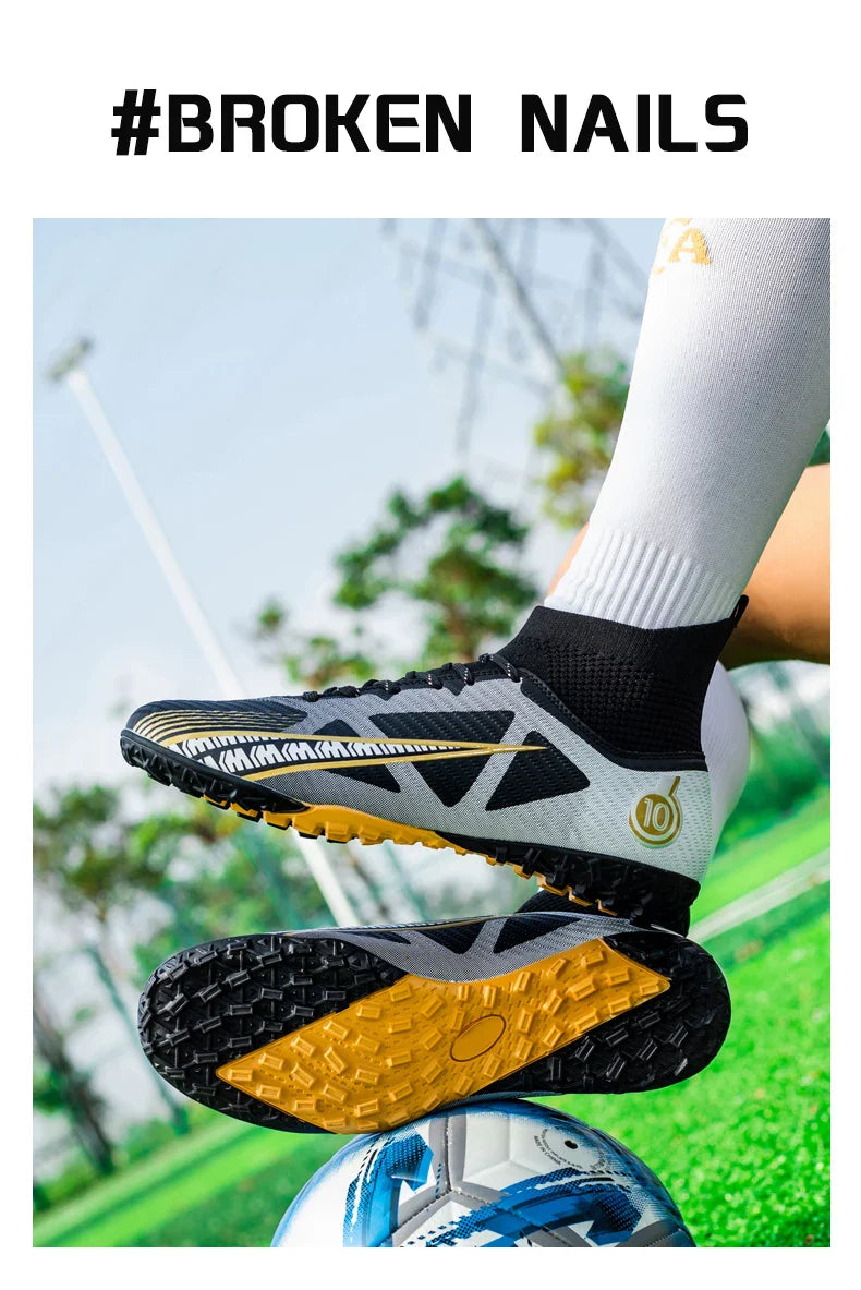 Men Soccer Shoes Kids Football Boots Women Professional Soccer Cleats Antiskid Chaussure Football TF/FG Outdoor Football Shoes