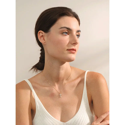 Delicate Shiny Cubic Zirconia 316L Cross Pendant Necklace for Women Stainless Steel High Quality Jewelry Water Resistant