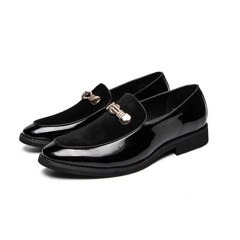 Lightweight metal trim retro British style small leather shoes pointed leather matching color slip-on loafers for men
