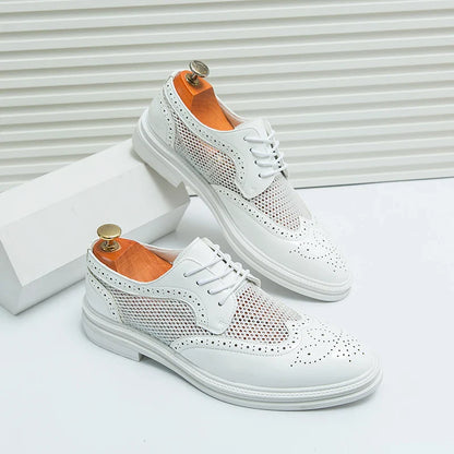 Fashion Derby Leather Men Shoes Summer Breathable White Brogue Lace Up Solid Dress Shoes Business Casual Party Wedding Shoes Men