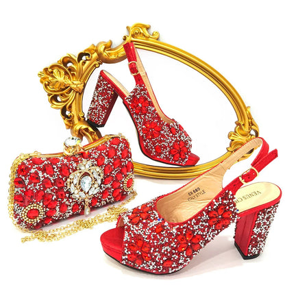 Conjunto de Sapatos de Salto Alto com Strass e Bolsa Feminino Luxuoso Último Design Italiano de Verão para Casamento Festa de Natal