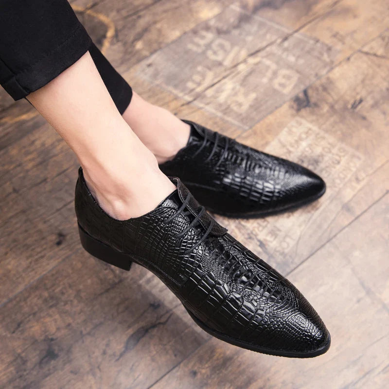 Shoes for men shoes leather shoes business dress shoes all-match casual shock-absorbing wear-resistant footwear large size