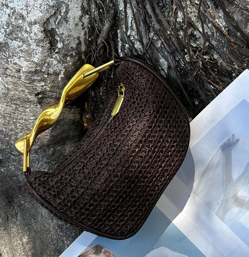 Metal Handle Straw Bags for Women Half Moon Rattan Woven Chain Shoulder Bag Bohemian Travel Beach Bag Designer Crossbody Handbag