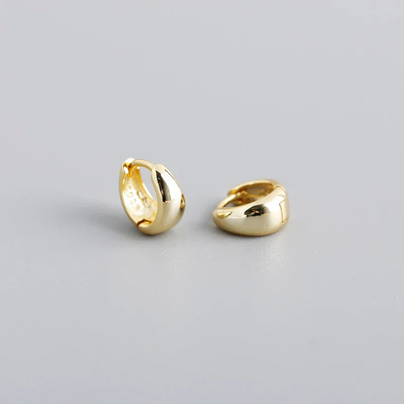 925 Sterling Silver Simple Wide Huggies Gothic Hoop Earrings for Women European Unisex Piercing Rock Jewelry Ear Buckles