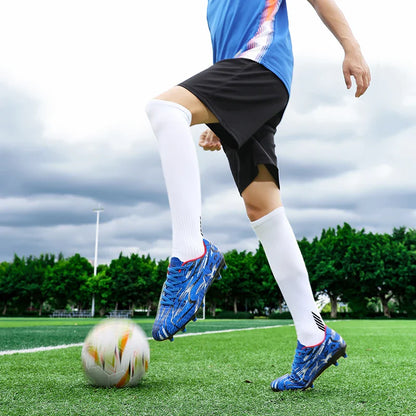 Soccer Shoes Child Football Shoes Outdoor Non-Slip Futsal Shoes Kids Sneakers Boys Low-cut Lightweight Children's Sports Shoes